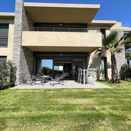 La Croisette, Yourhosthelper Апартаменты *